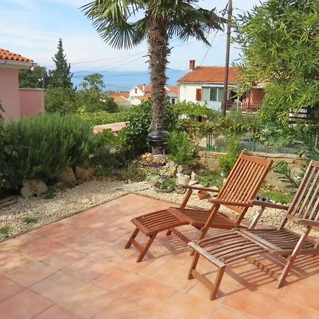 Balthasar - Turm Krk 아파트 *