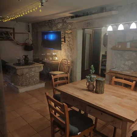 Balthasar - Turm Krk 아파트