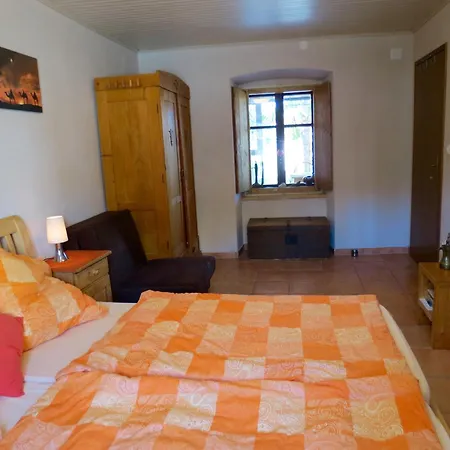 Balthasar - Turm Krk 아파트