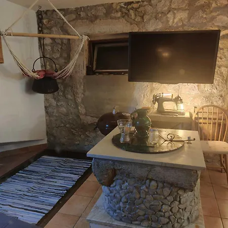 Balthasar - Turm Krk 아파트 Sveti Vid-Miholjice